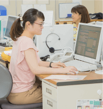 問い合わせから納品まで冊子印刷の専任スタッフが担当します